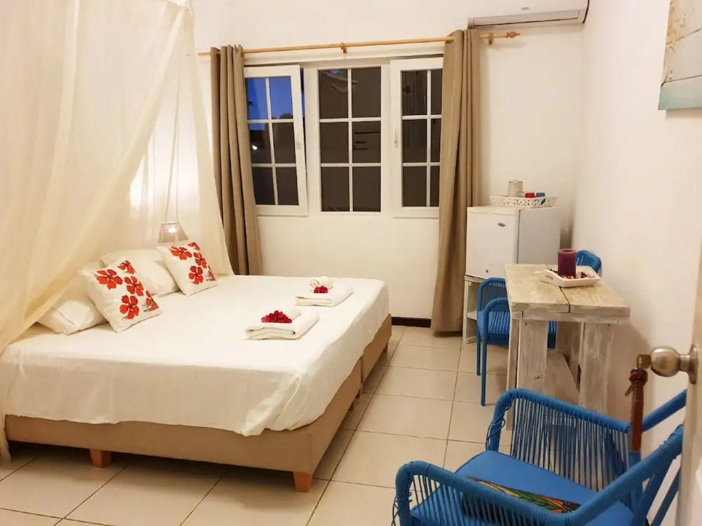 Hibiscus Beach House