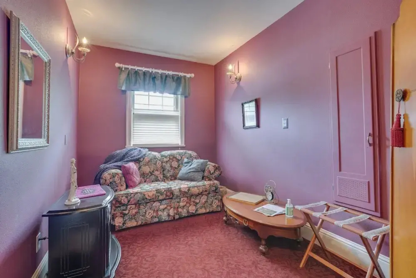 Wine Country Home With Yard; Walk to Downtown!