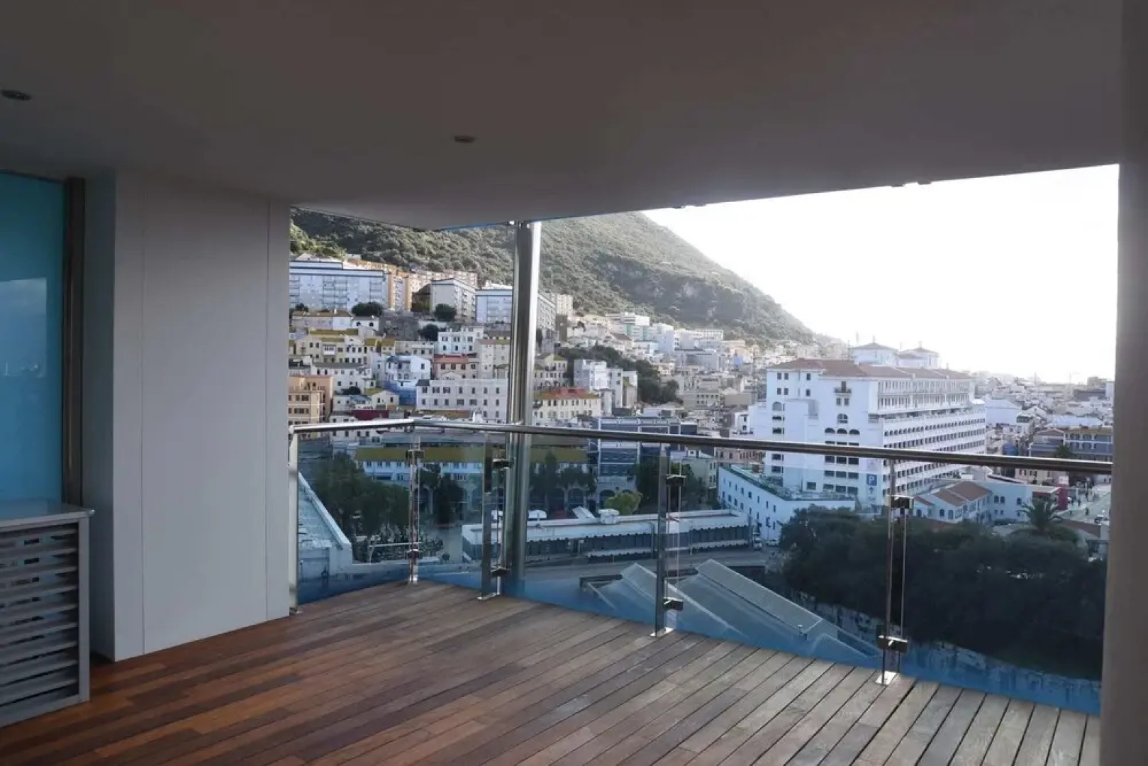 Luxury 2 Bedroom Apartment