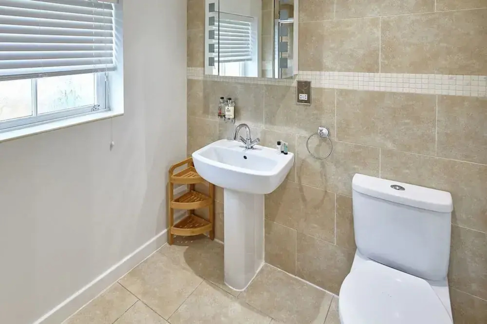 Host Stay Doray House