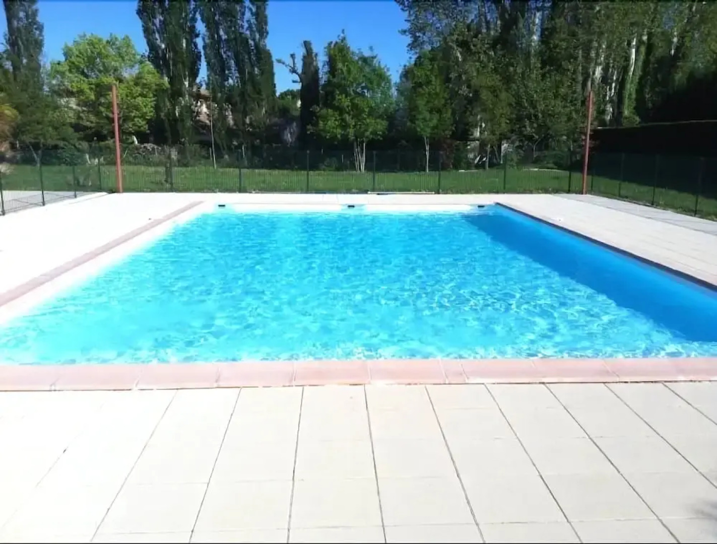 Design Standing Apt In Aix