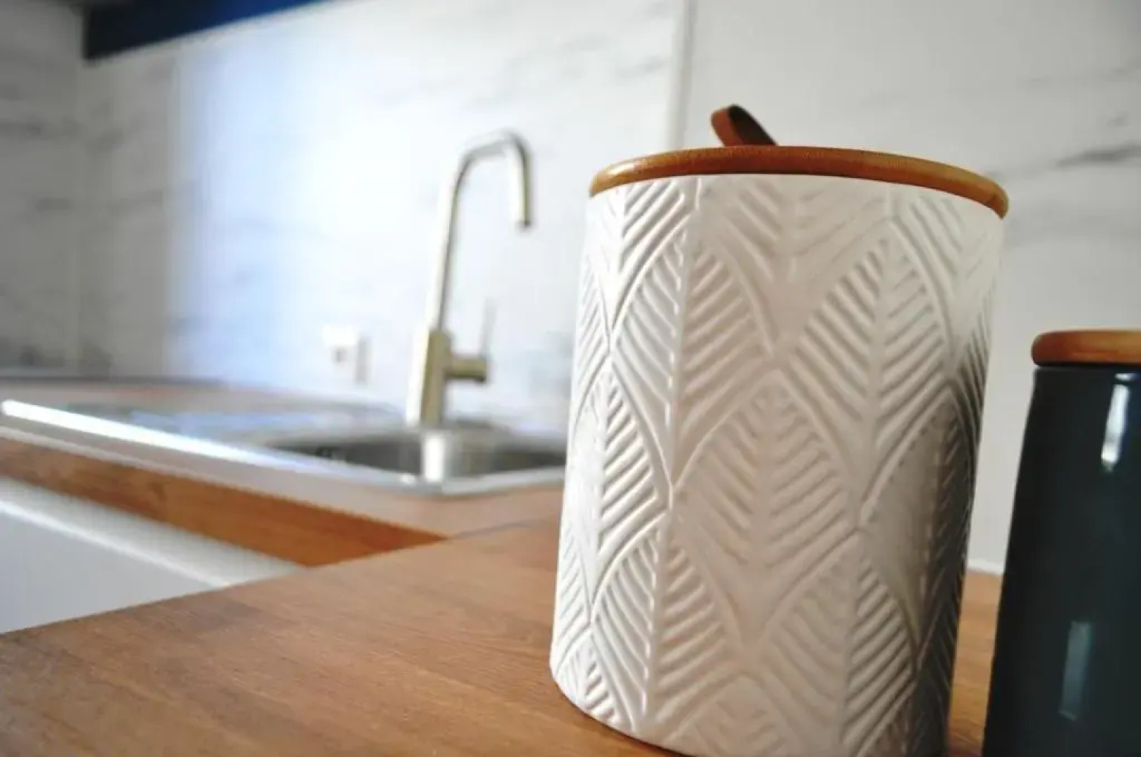 SEJOURAIXLESBAINS - Appartements Confidence hyper centre calme