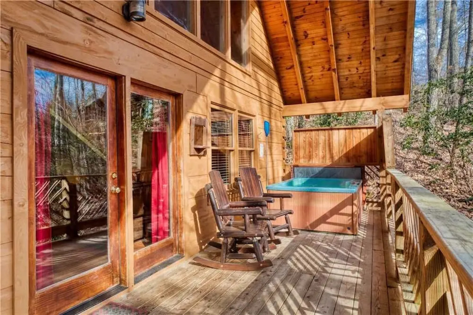 Above Ole Smokys Clouds - One Bedroom Cabin