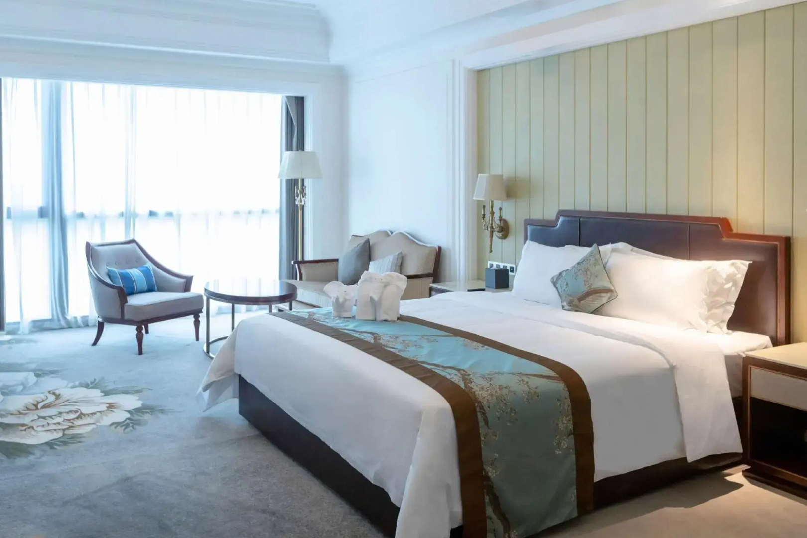 Laibor international hotel