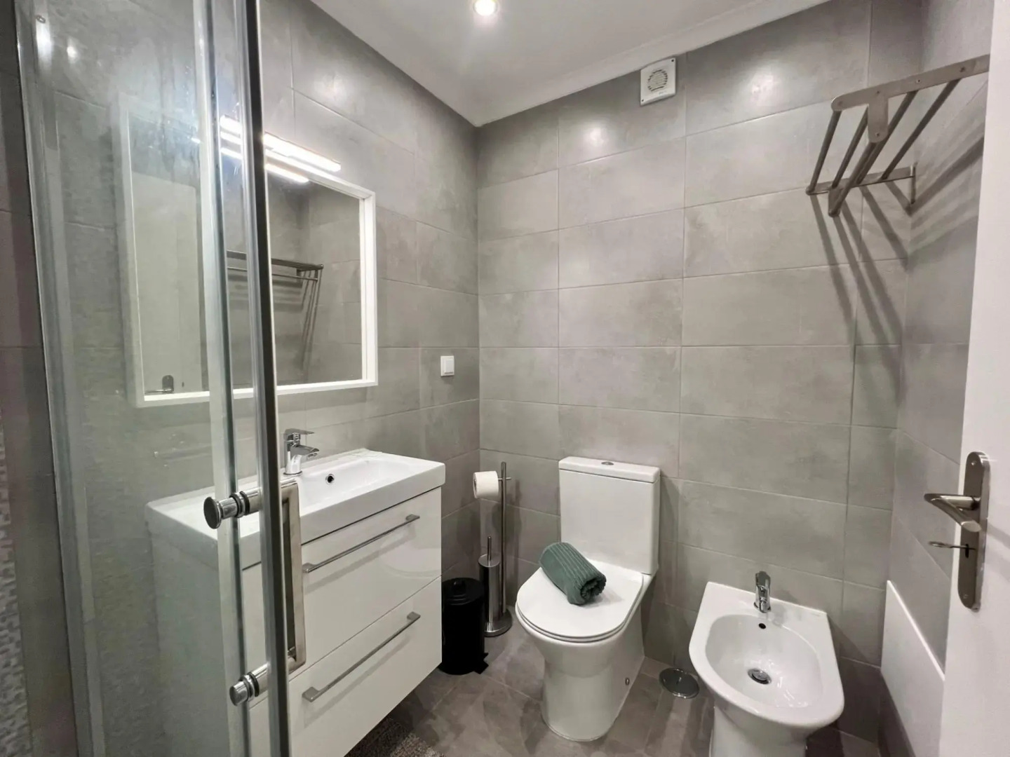 ARMAÇÃO DE PÊRA BRIGHTNESS 2 WITH POOL by HOMING