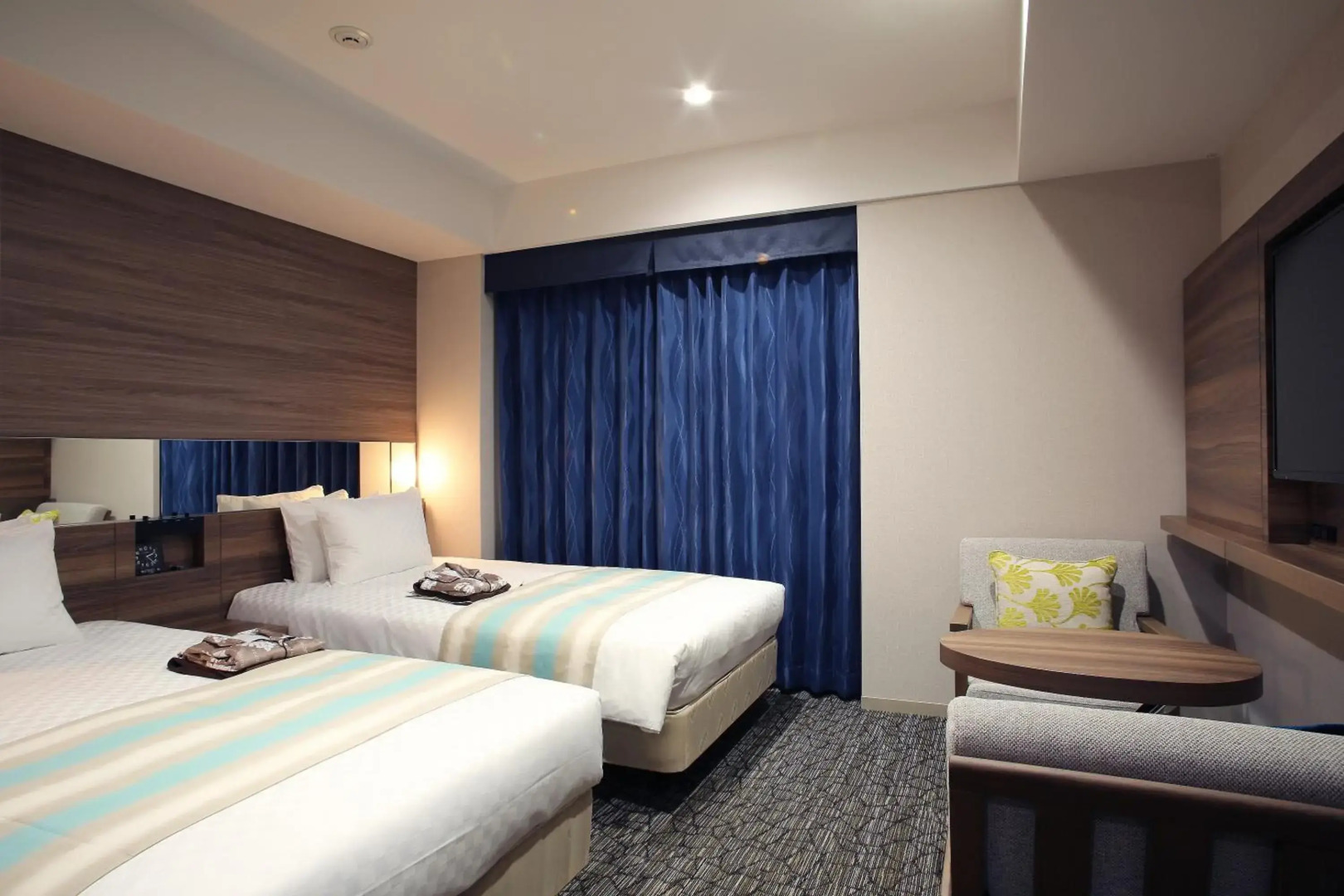 Almont Hotel Naha Kenchomae