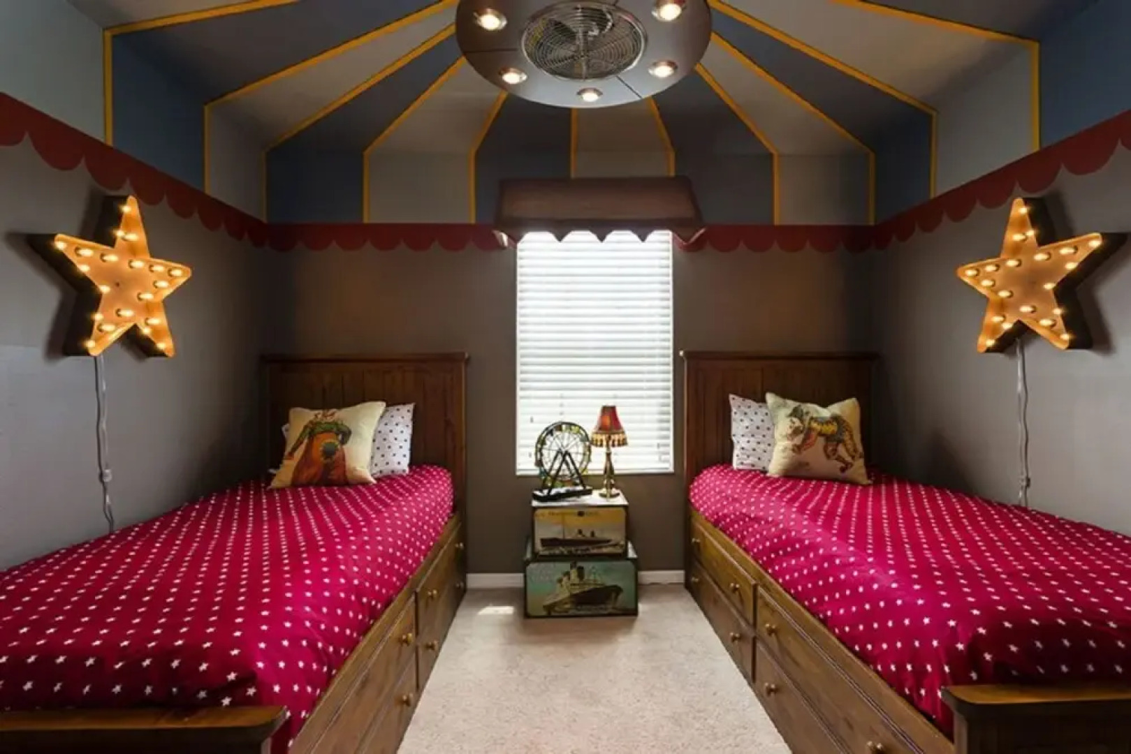 Watersong Resort Six-bedroom