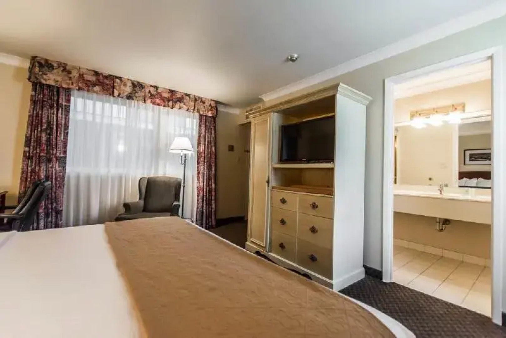 Quality Inn Garden of the Gulf Summerside