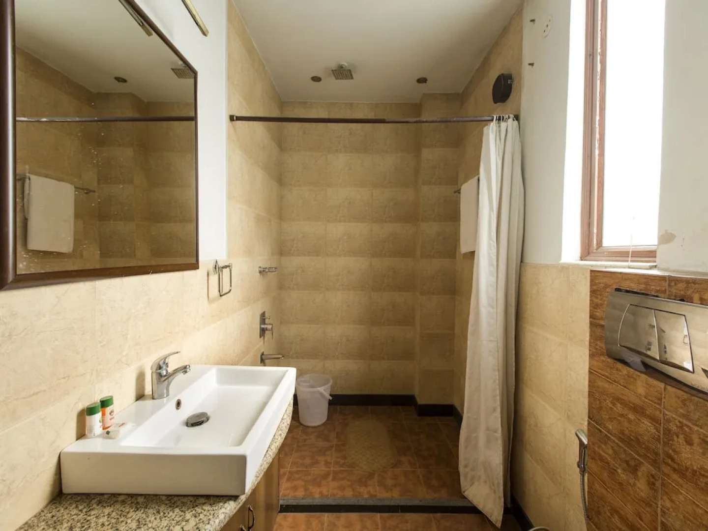 OYO 1211 Hotel Grand Horizon