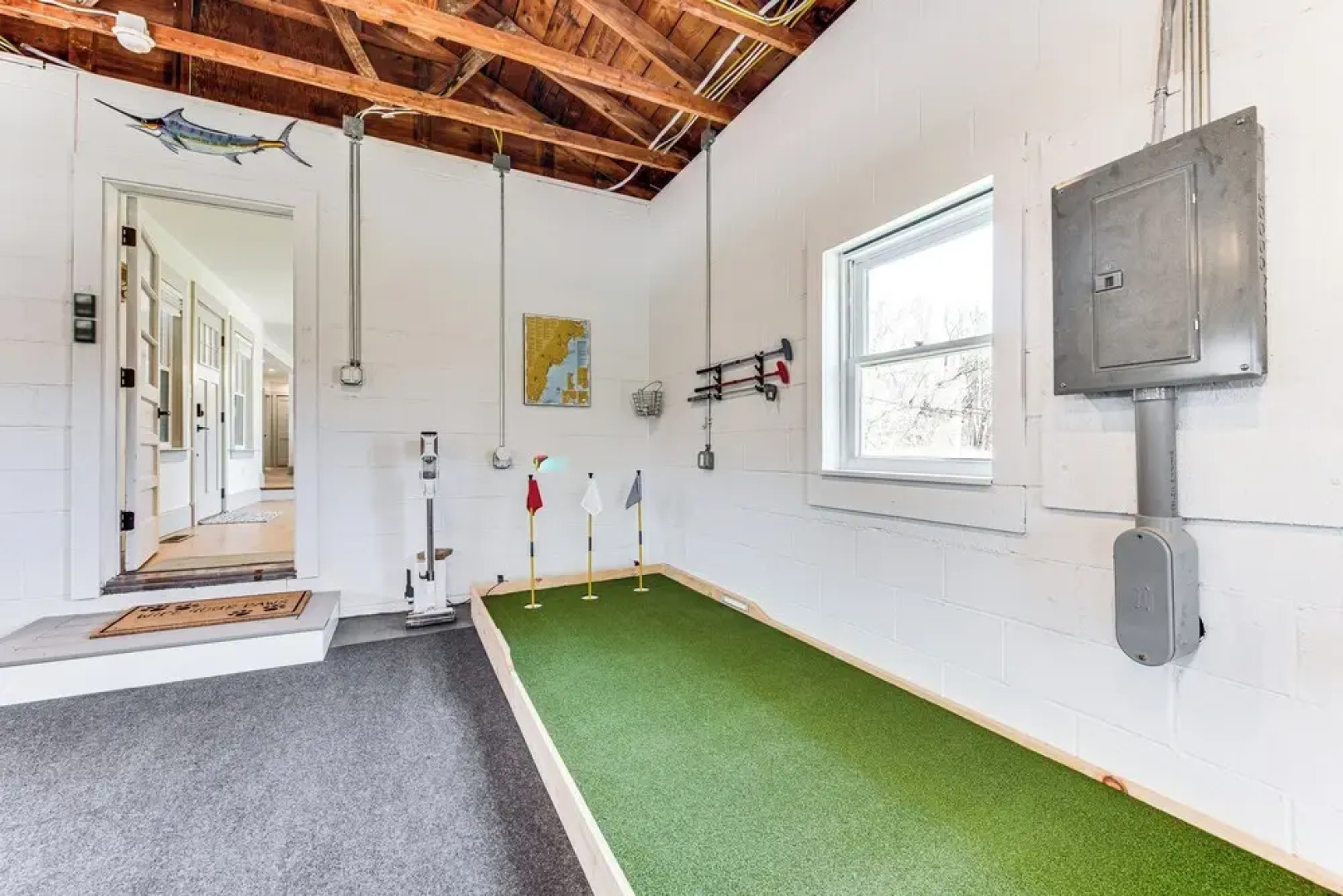 Beautiful Eliot Retreat w/ Fire Pit & Game Room!