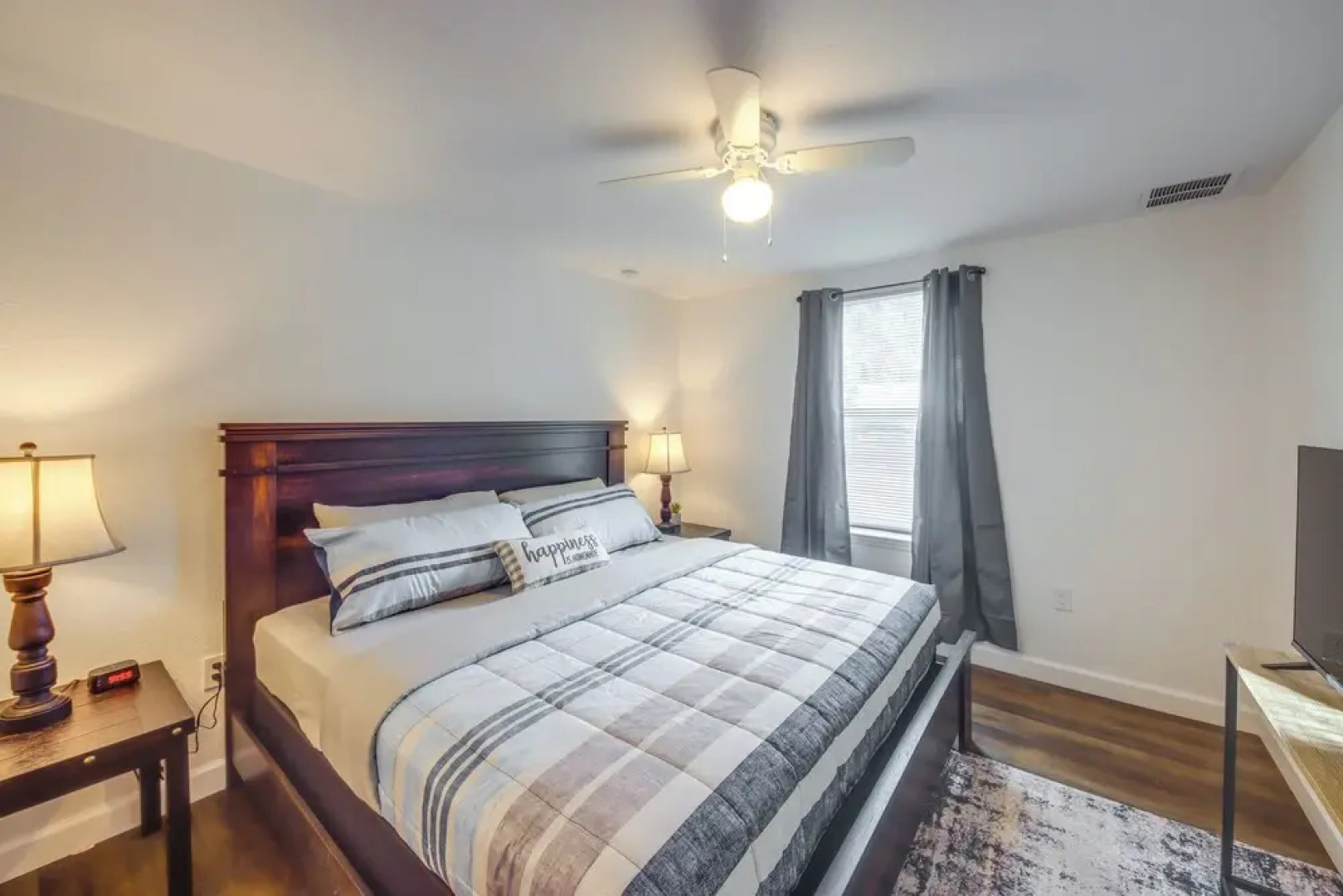 Pet-friendly Labelle Apt, Close to River!