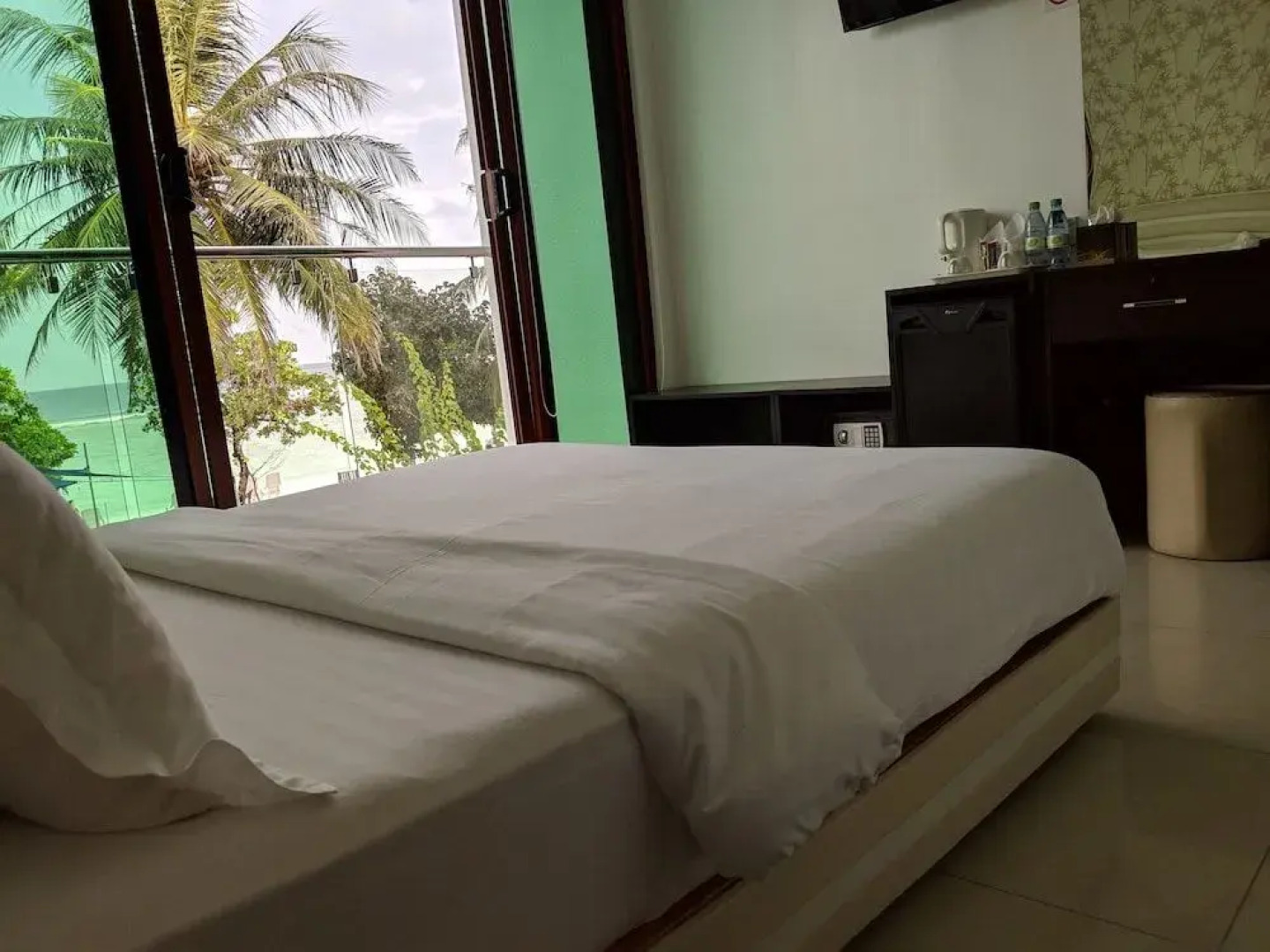 Huvan Beach Hotel at Hulhumale'