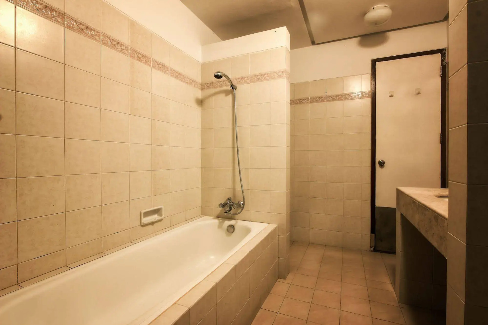 Villa Kencana Syariah, 6 Bed KingSize, View Gunung