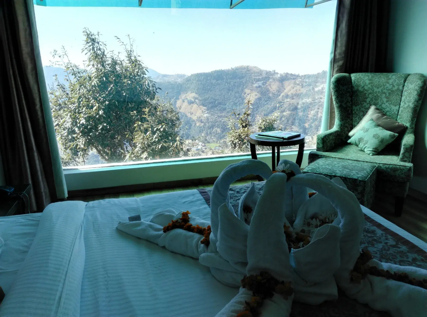 WoodSmoke resort & Spa