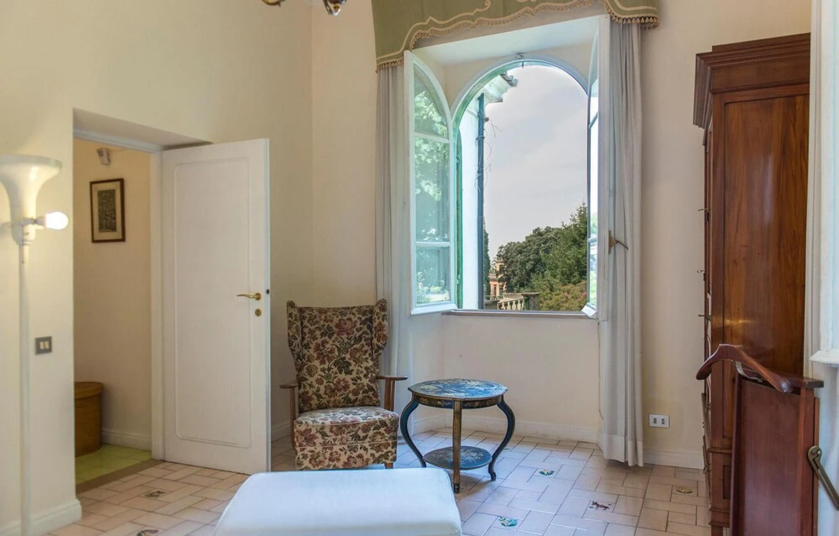 Beautiful Home in Grottaferrata With Outdoor Swimming Pool, Wifi and 5 Bedrooms