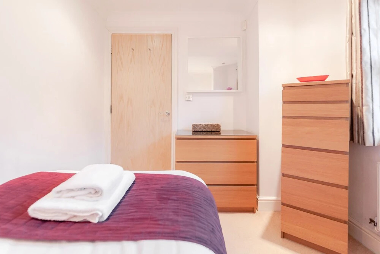 Roomspace Apartments -Sandfield Court