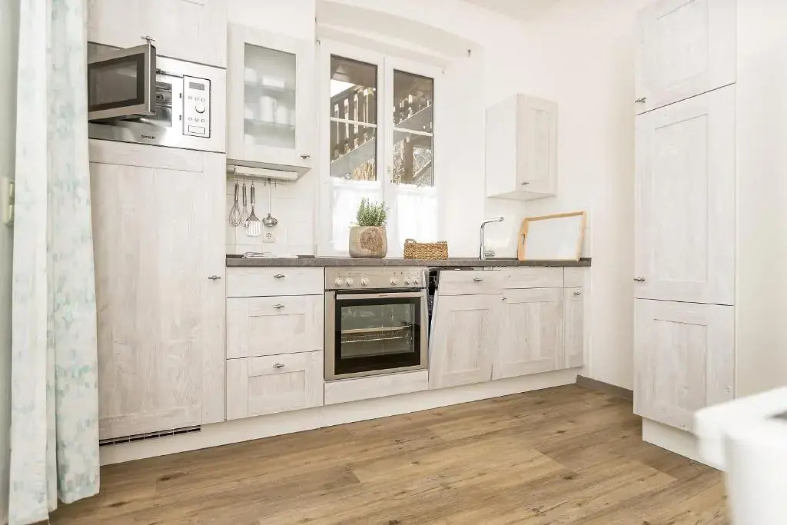 Villa Waldfrieden - Ferienwohnungen und -Haus