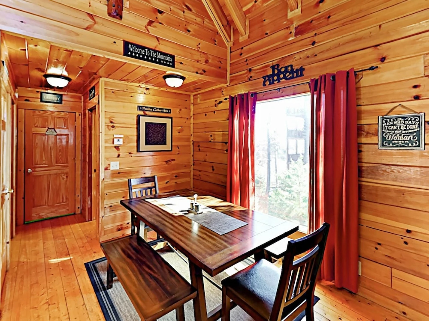 Upper Middle Creek 2 Cabins 6 Bedrooms 6 Bathrooms Cabin
