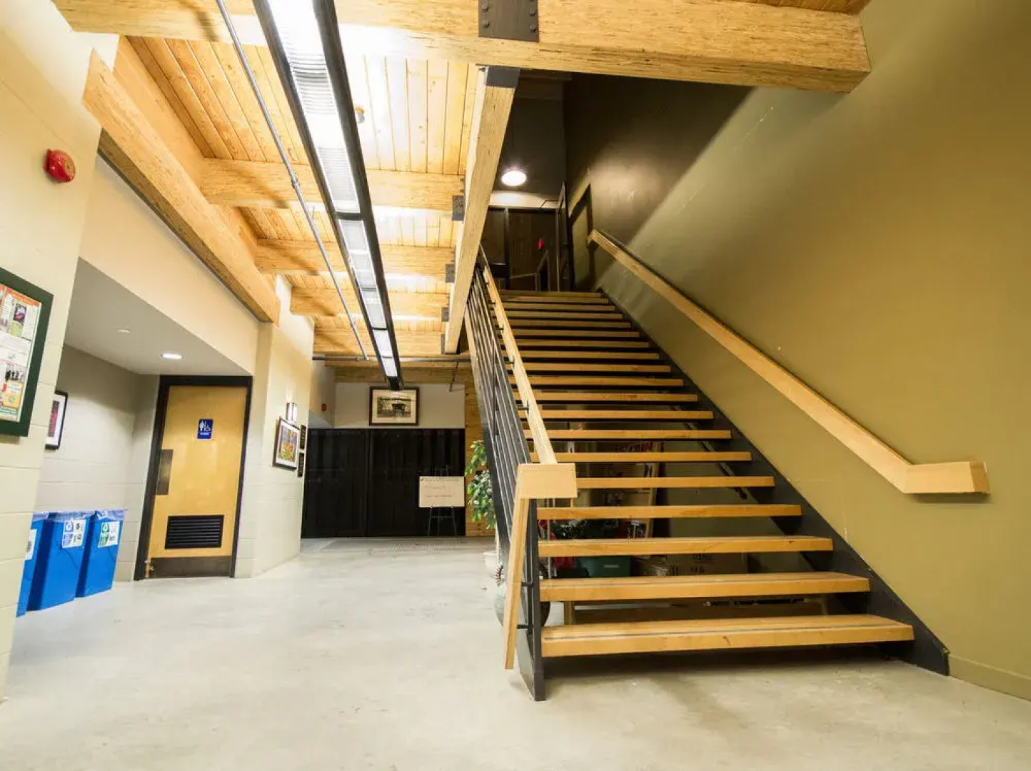 The Canadian Ecology Centre