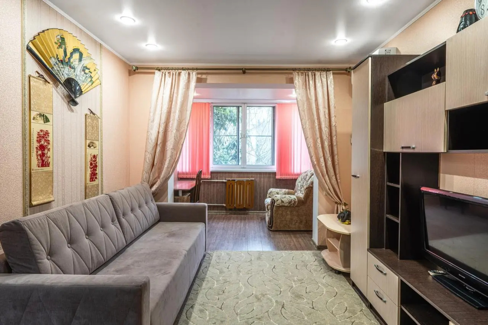 Posutochno One Days на улице Воровского