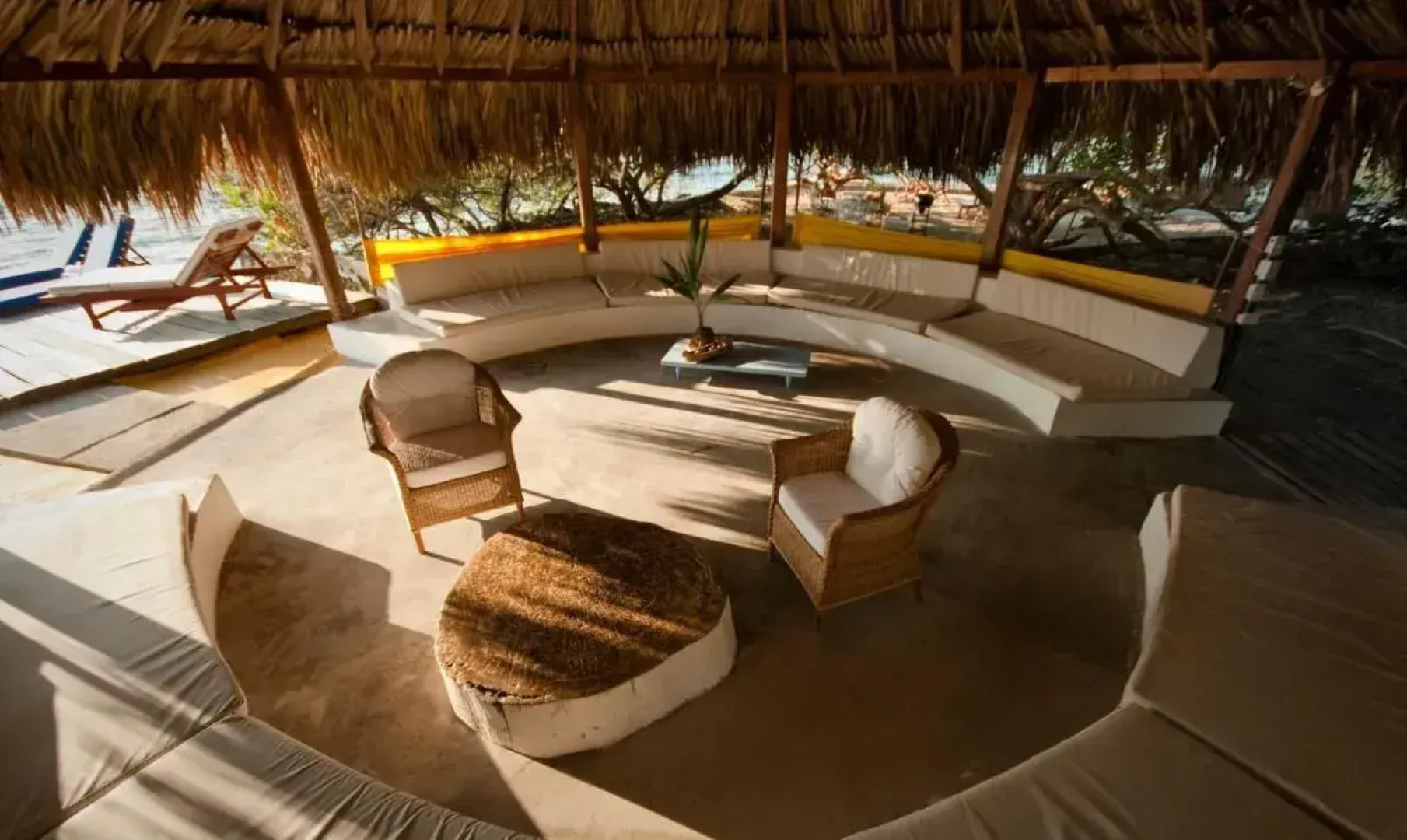 Hotel Coralina Island