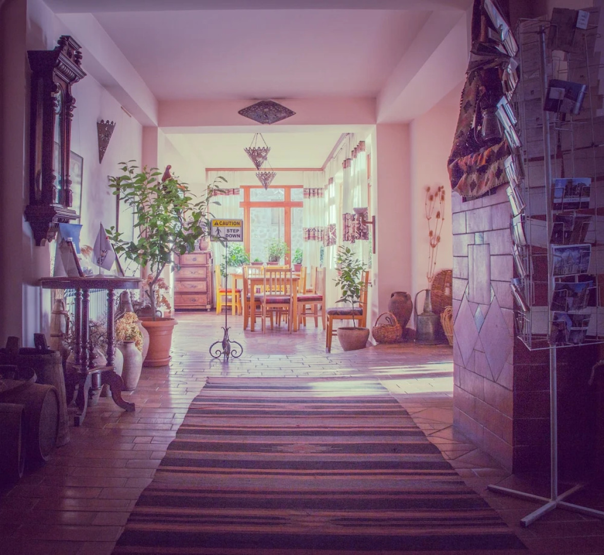 Отель «Мирхав»