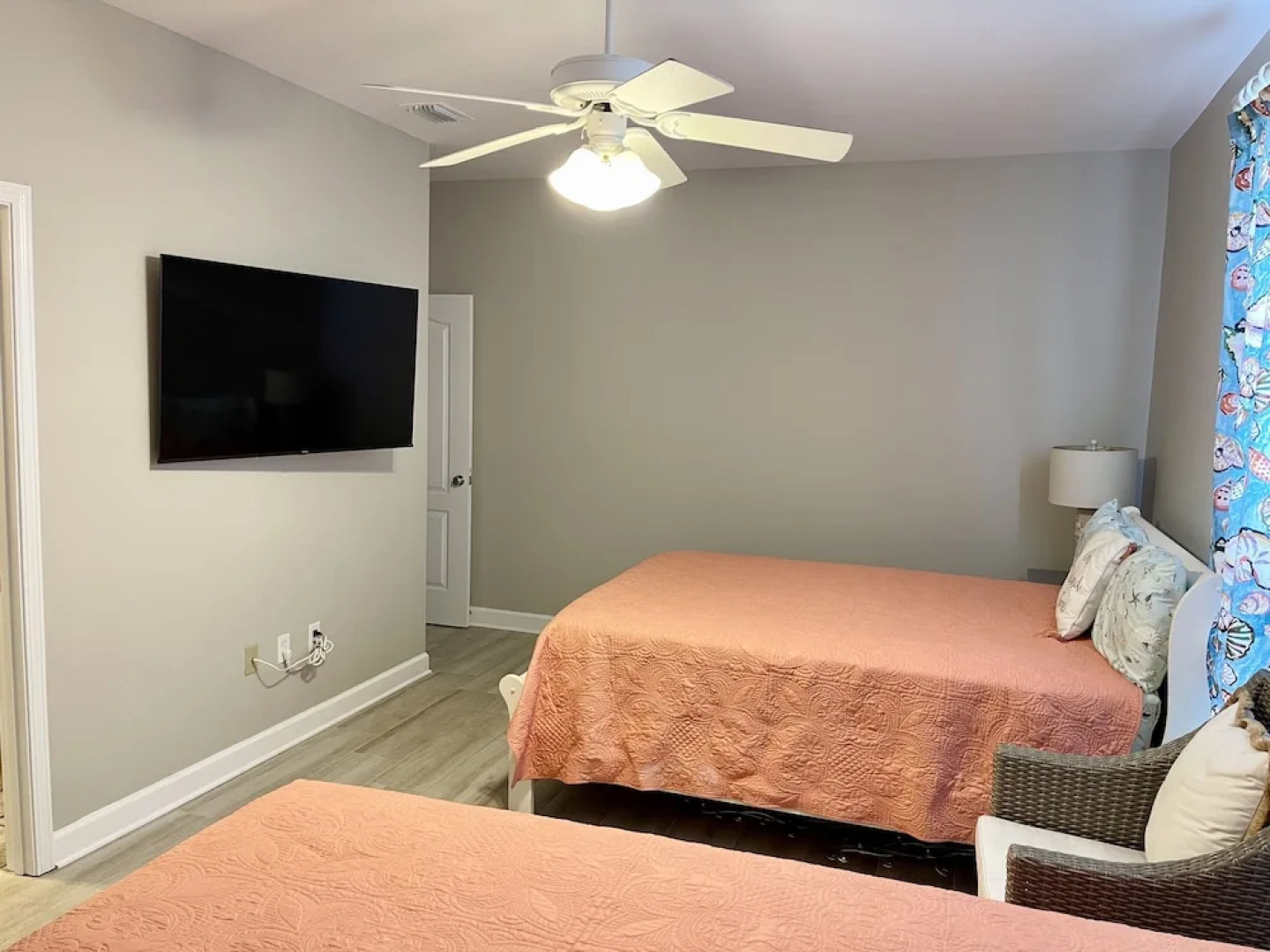 Dolphin Watch 3 Bedroom Townhouse by RedAwning