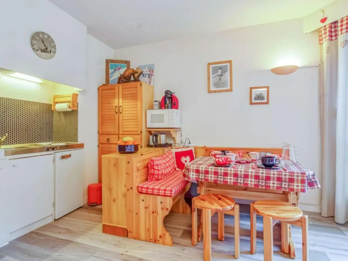 Appartement Barèges, 1 pièce, 4 personnes - FR-1-403-41