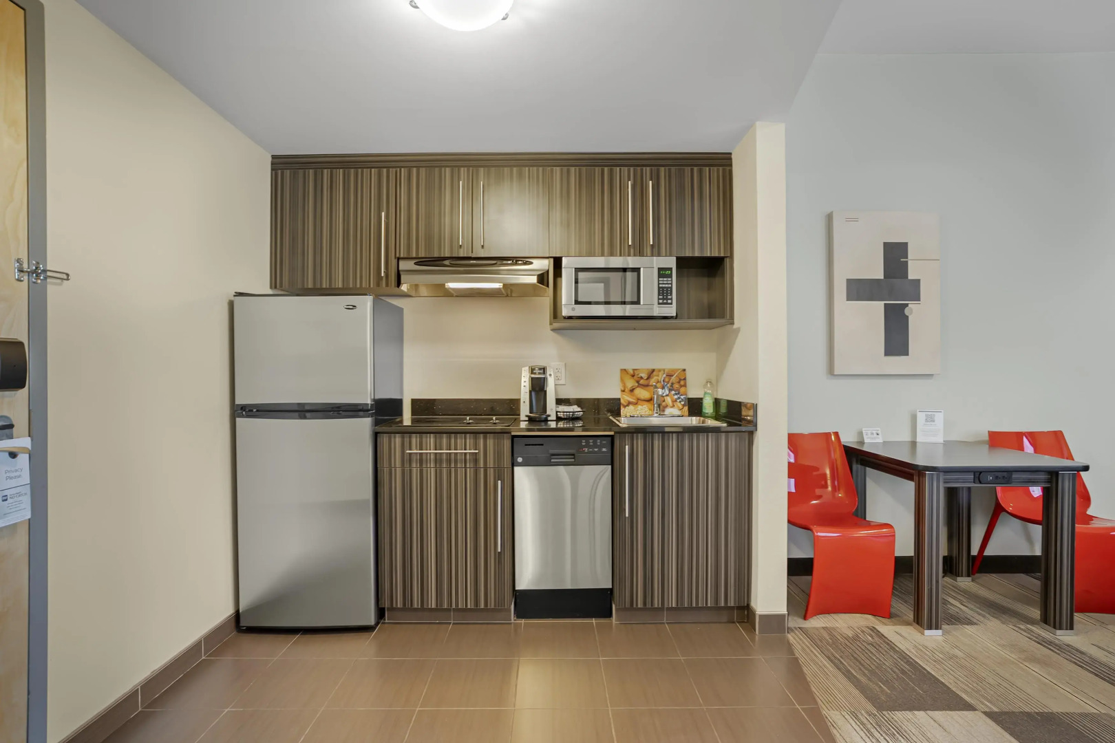 Best Western Plus Airport Inn & Suites