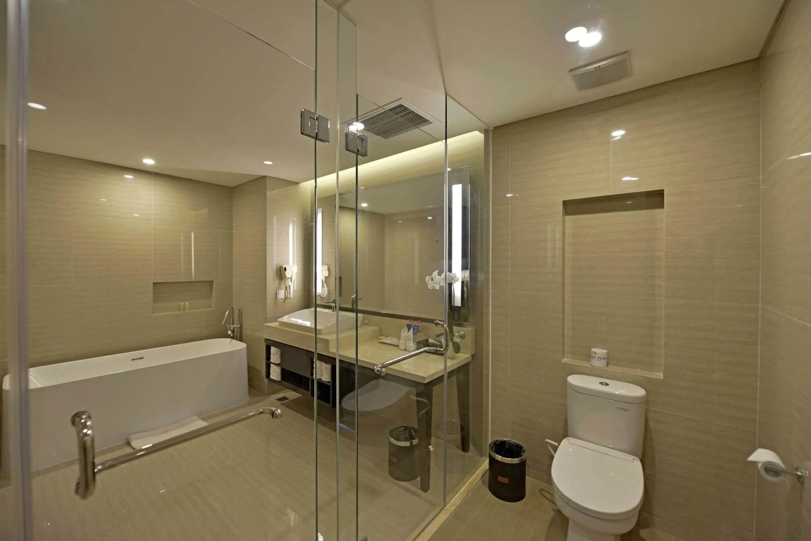 Lombok Astoria Hotel