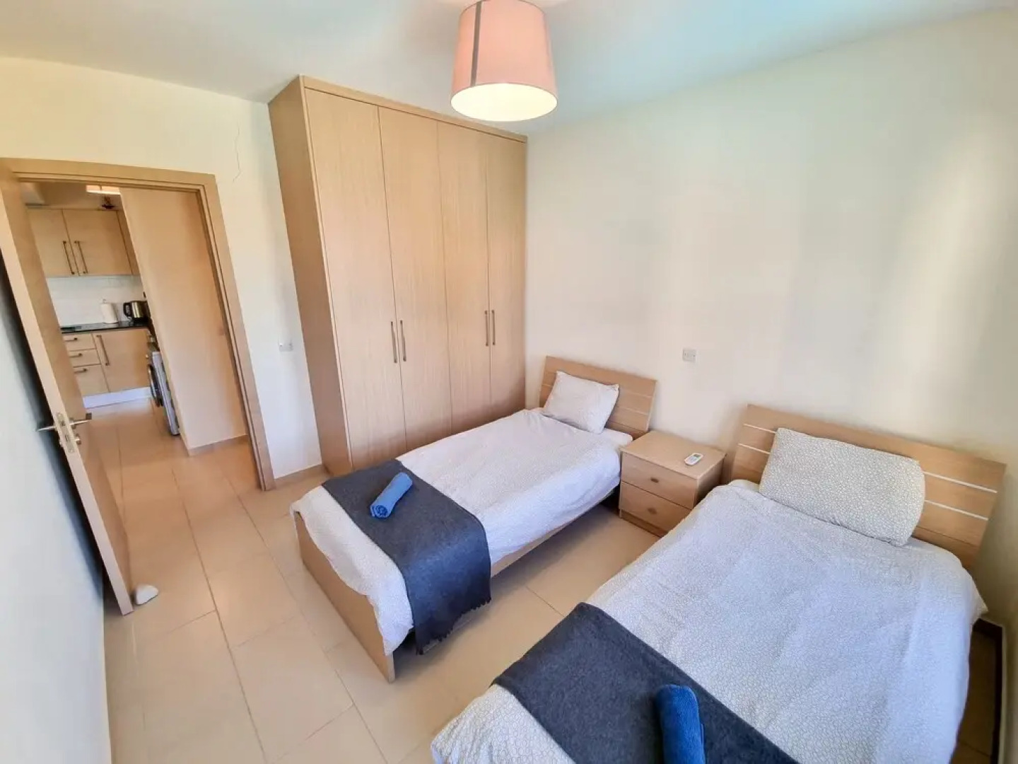 The Lob Star Apartment