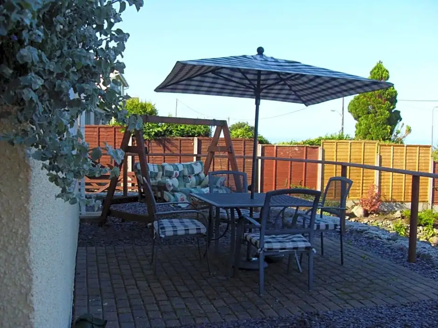 Dol aur Bed and Breakfast