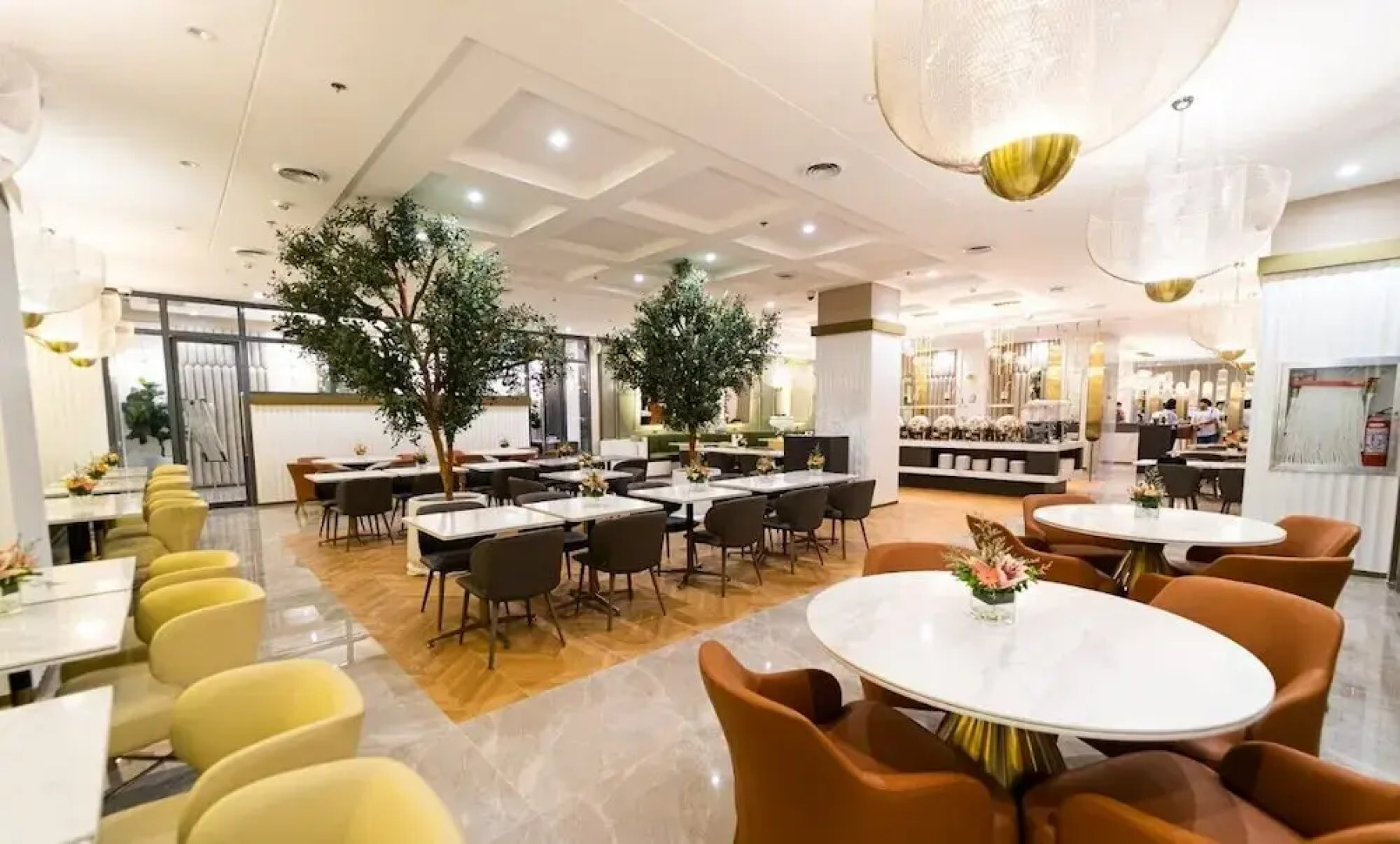 UMA Hotel and Residences