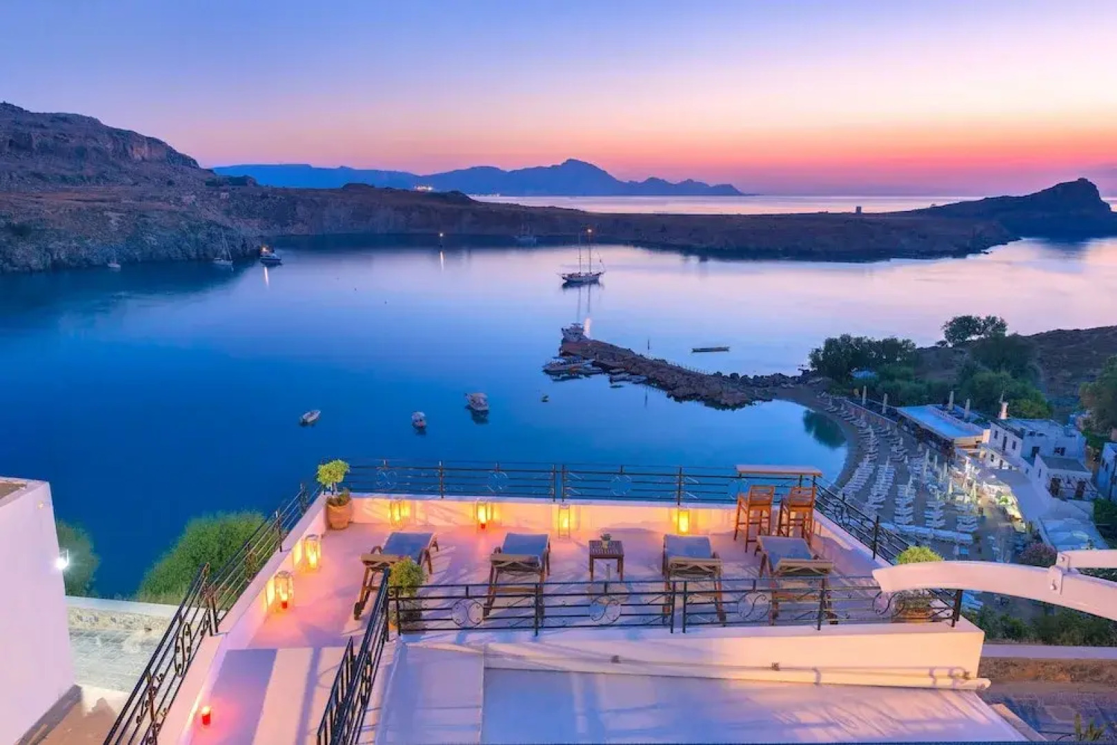 Lindos Shore Summer House with Jacuzzi And Sea View !!!