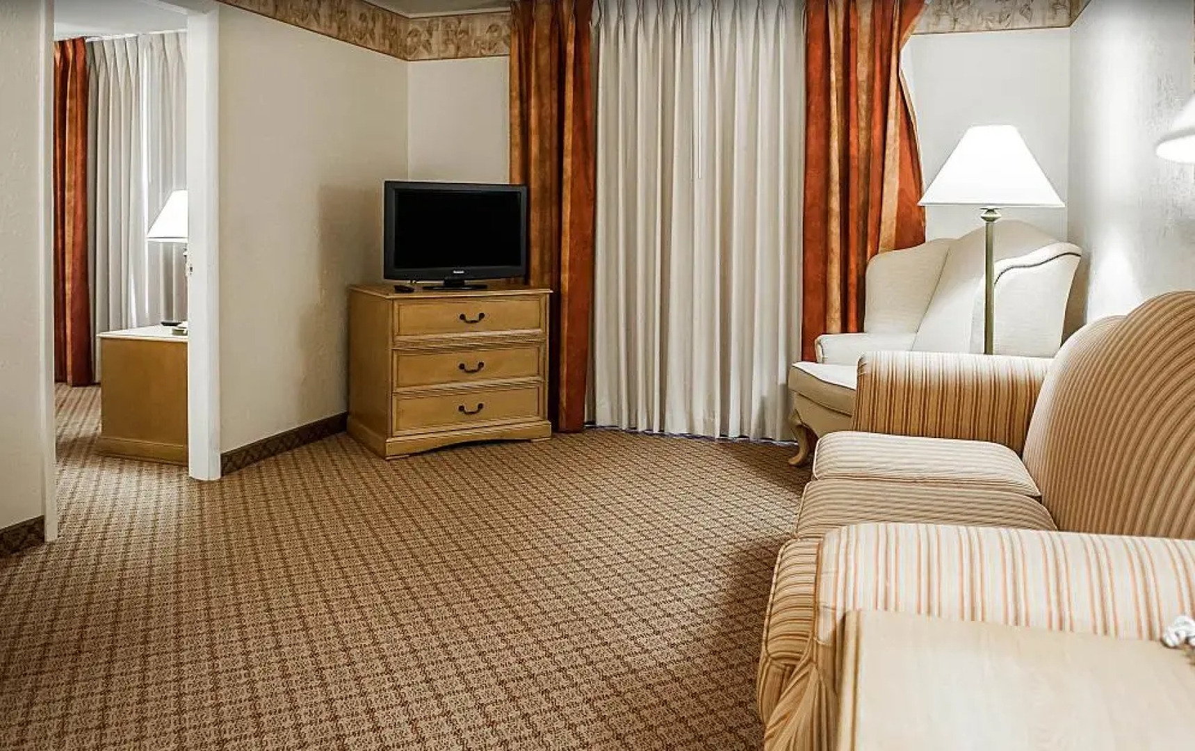 Pan American Inn & Suites