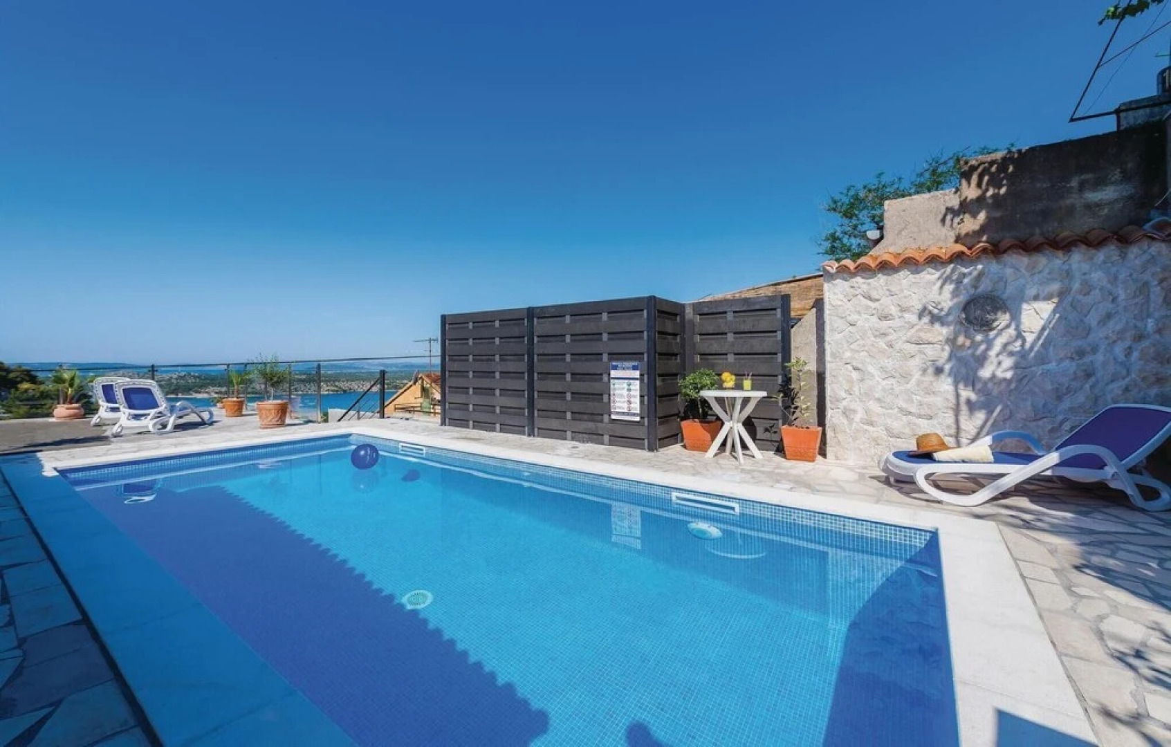 Awesome apartment in Sibenik w/ Outdoor swimming pool, Outdoor swimming pool and 3 Bedrooms