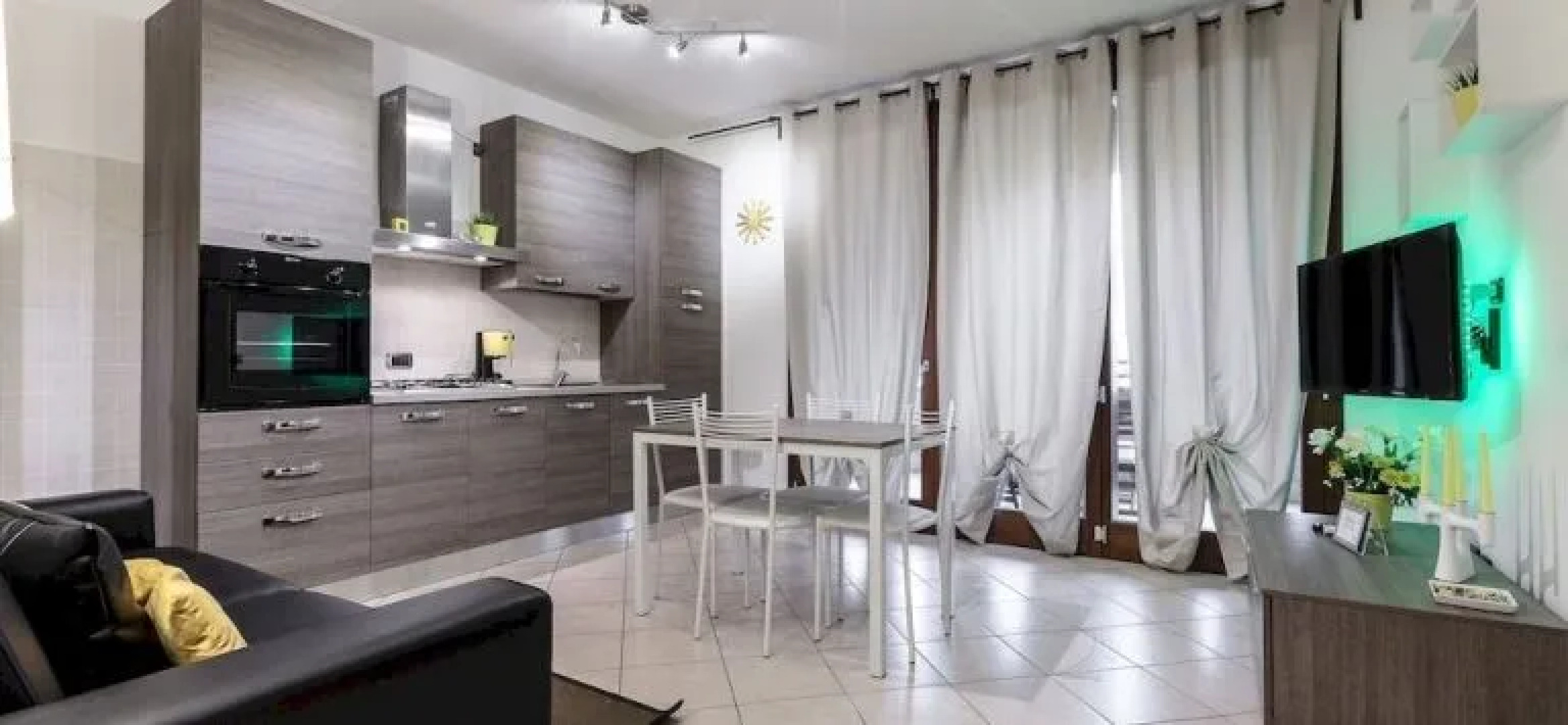 Suitelowcost - Limbiate