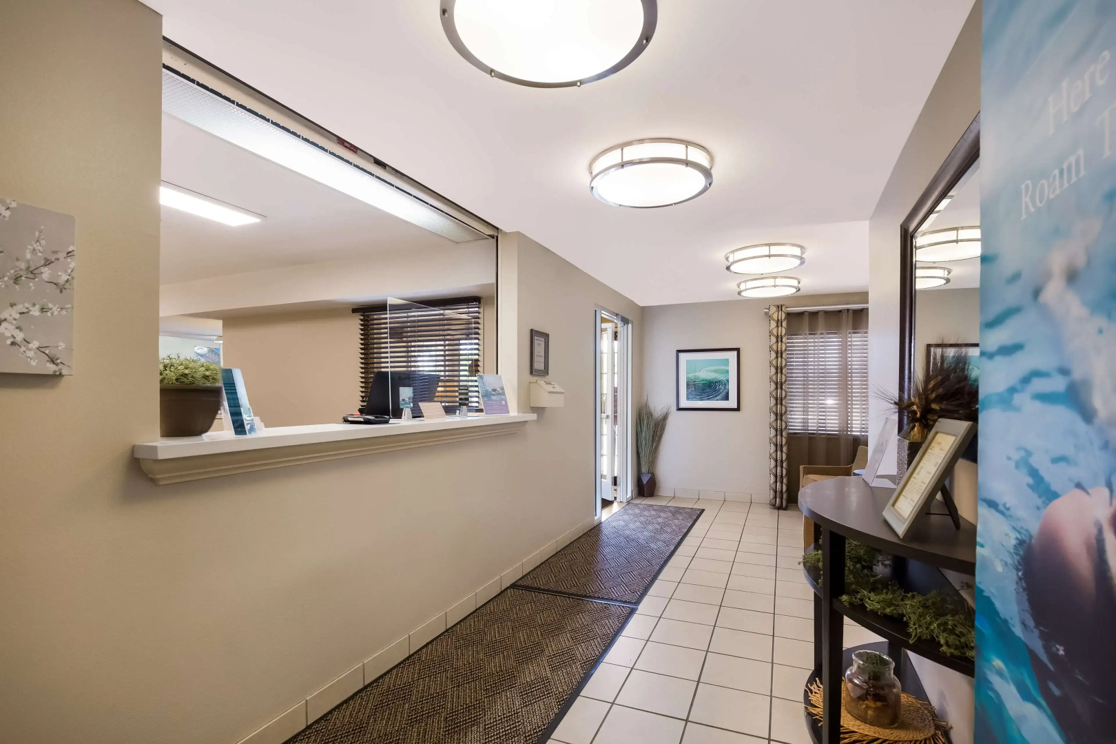 Sonesta Simply Suites  St Louis Earth City