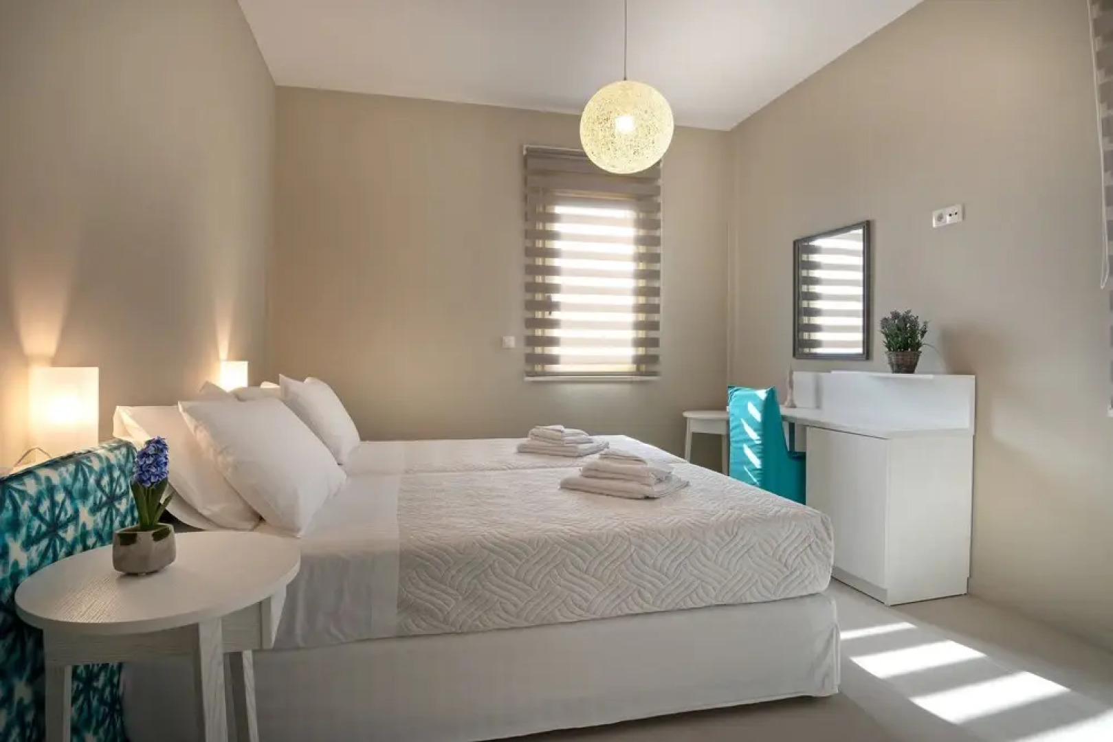 Mountainside Villa With Private Pool and Kids Playground Walk to Restaurant