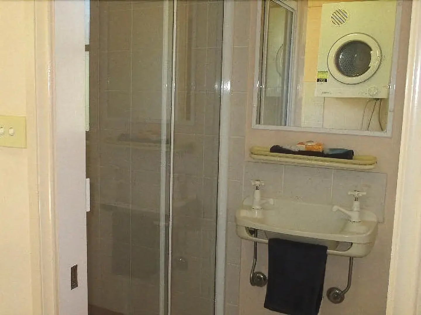 Waratah - 3 Bedroom Cottage