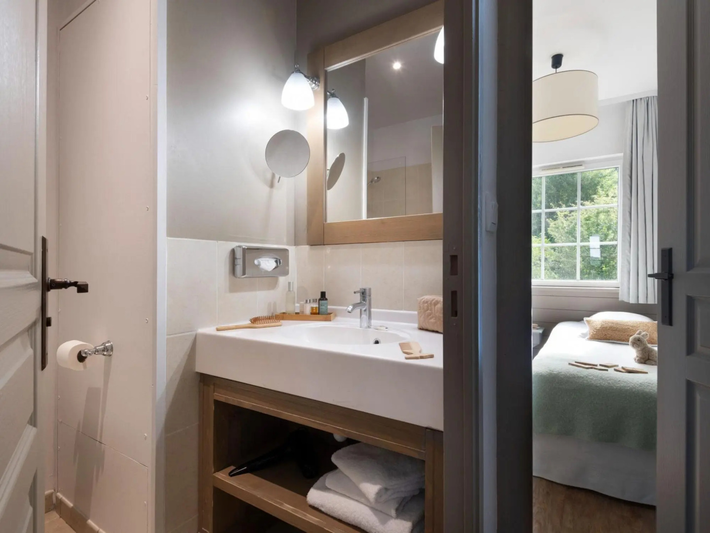 terraced house in Résidence & Spa with common pool and sauna, Houlgate