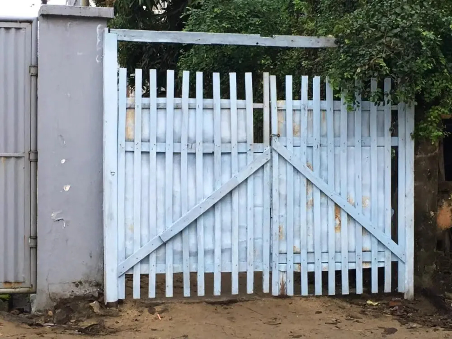 Apartment with 2 Bedrooms in Toamasina, with Terrace - 100 M From the Beach