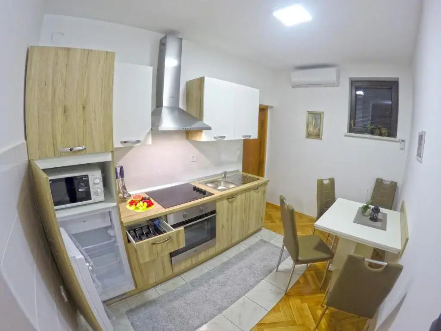 Apartmani Oletić 4*