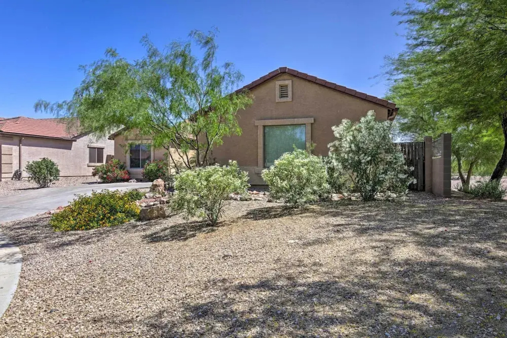 Buckeye Home w/ Pool, Putting Green & Sun Porch!
