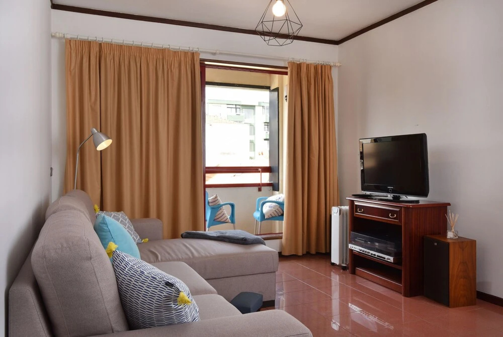 39 Sea Views Beach Apartment