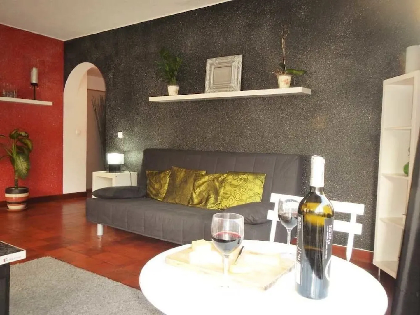 Caparica Central Apartment by Host-Point