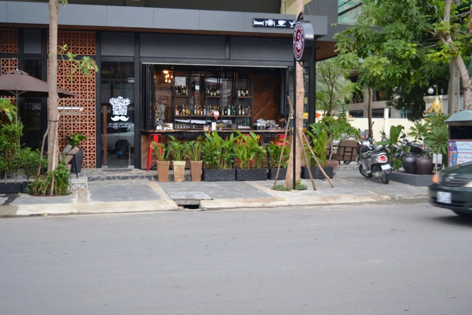 Monsoon Bassac Hotel