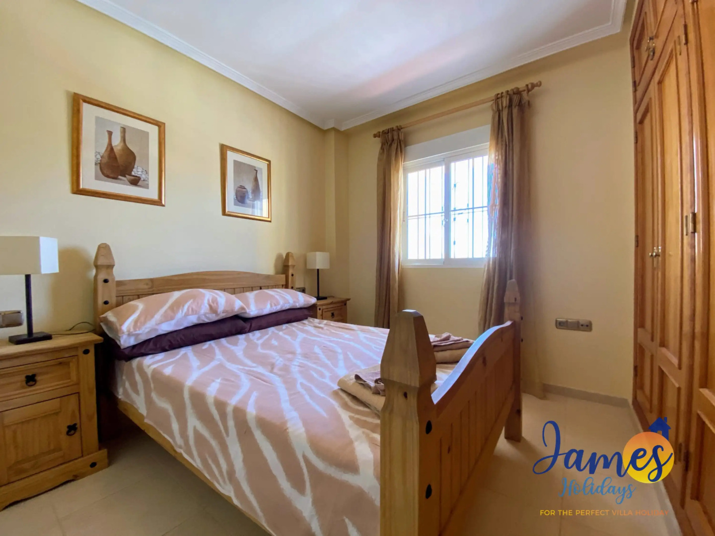 Playa Golf R5 1st flr apartment & comm pool P232