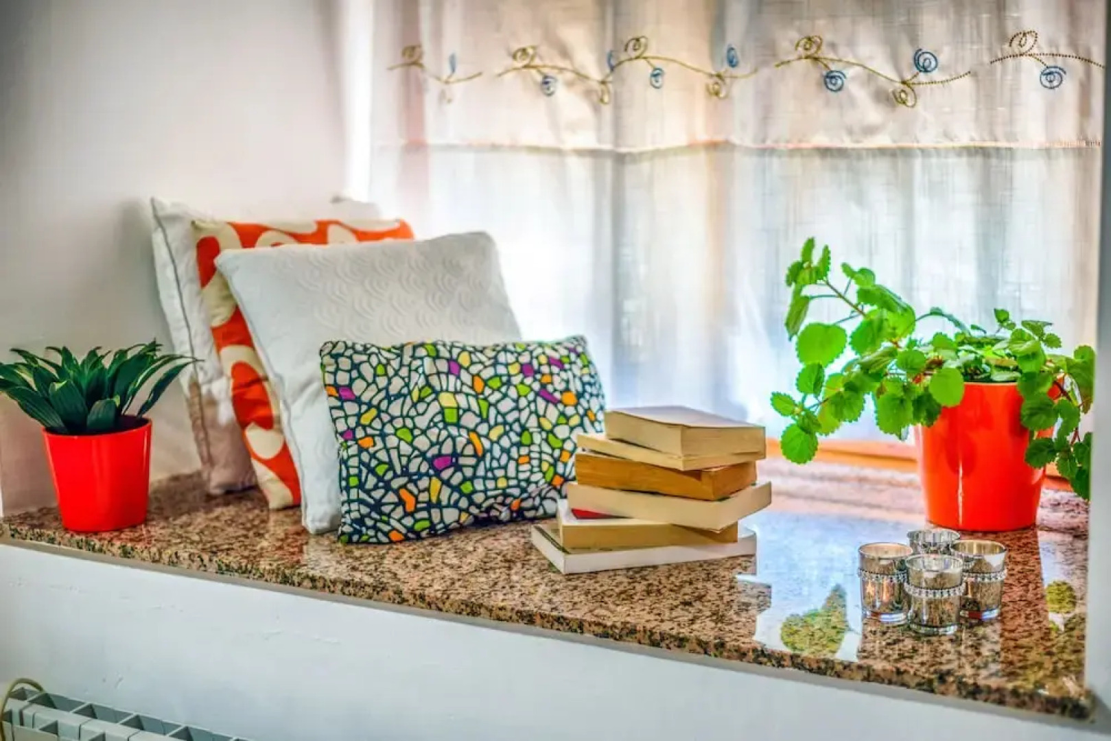 Rural House With Jacuzzi and Fireplace in the Room for 2-4 People