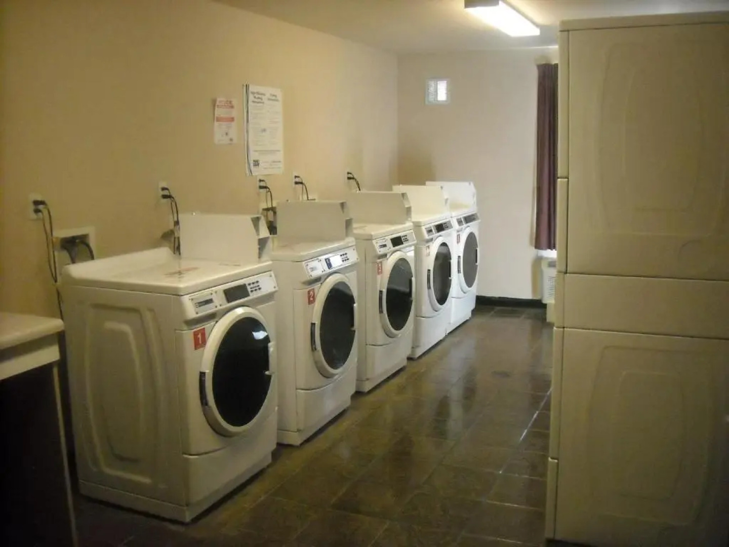 Suburban Studios Denver Central-Arvada